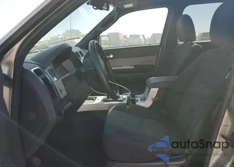 2011 Mercury Mariner из США, поврежденный, VIN 4M2CN8B76BKJ04761